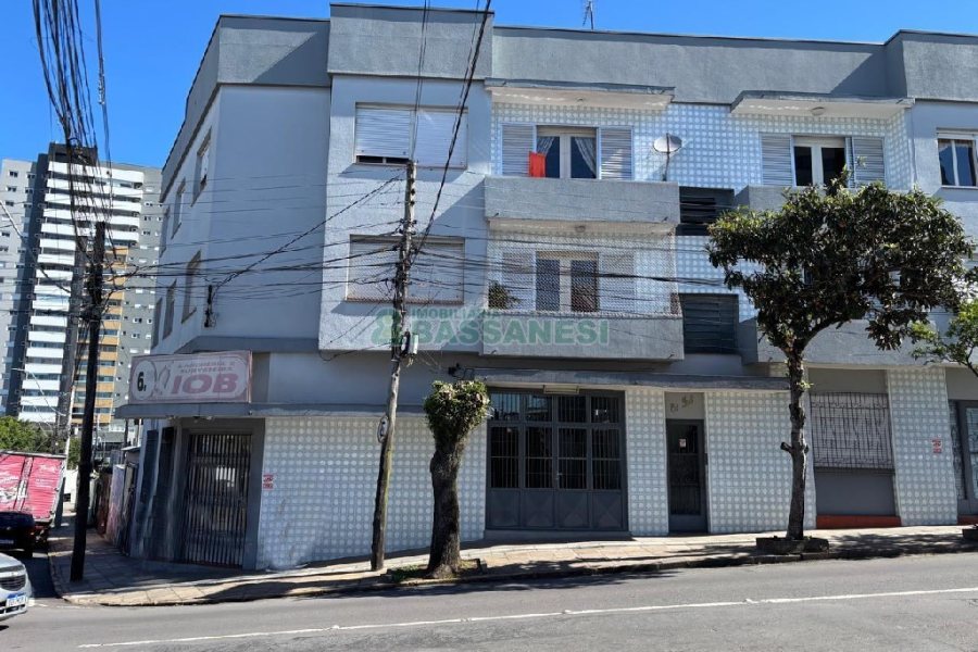 Loja, no bairro Rio Branco em Caxias do Sul para Alugar