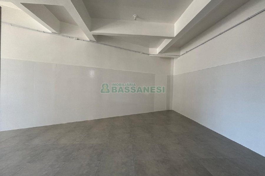 Loja, no bairro Rio Branco em Caxias do Sul para Alugar