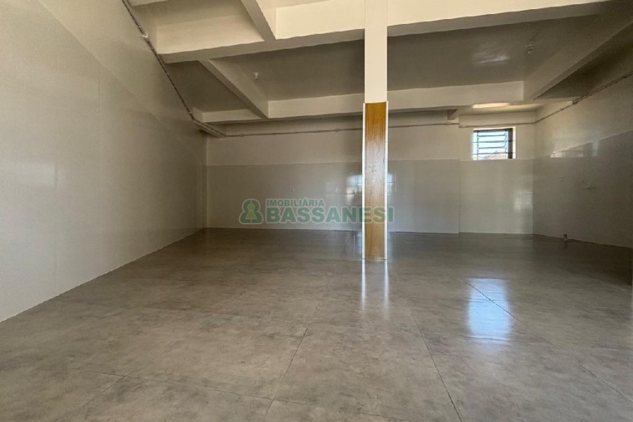 Loja, no bairro Rio Branco em Caxias do Sul para Alugar