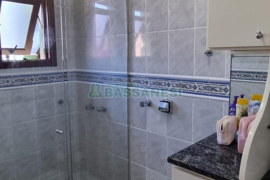 Apartamento com 99m², 2 dormitórios, 1 vaga, no bairro Santa Catarina em Caxias do Sul para Comprar