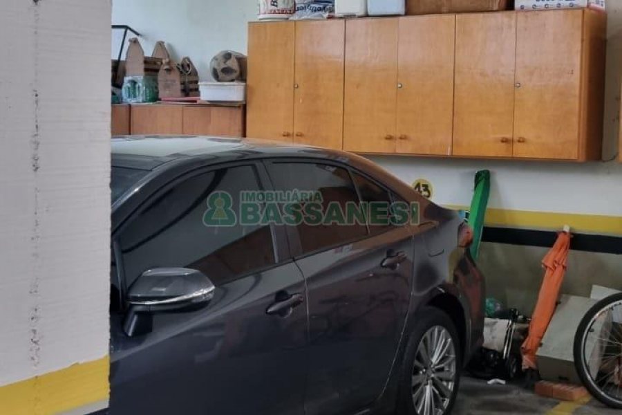 Apartamento com 99m², 2 dormitórios, 1 vaga, no bairro Santa Catarina em Caxias do Sul para Comprar