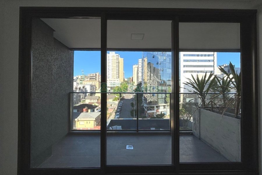 Sala com 32m², 1 vaga, no bairro Exposição em Caxias do Sul para Alugar