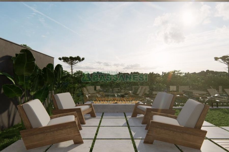 Casa com 351m², 3 dormitórios, 2 vagas, no bairro Nossa Senhora da Saúde em Caxias do Sul para Comprar