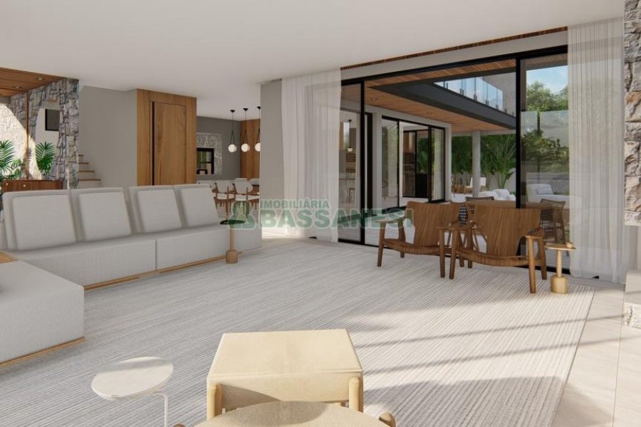 Casa com 351m², 3 dormitórios, 2 vagas, no bairro Nossa Senhora da Saúde em Caxias do Sul para Comprar