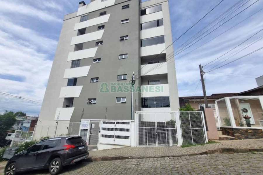 Apartamento com 52m², 2 dormitórios, 1 vaga, no bairro Cidade Nova em Caxias do Sul para Alugar