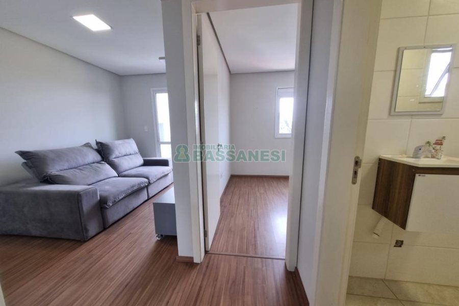 Apartamento com 52m², 2 dormitórios, 1 vaga, no bairro Cidade Nova em Caxias do Sul para Alugar