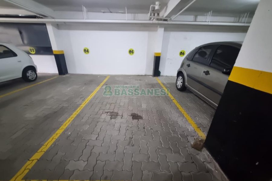 Apartamento com 52m², 2 dormitórios, 1 vaga, no bairro Cidade Nova em Caxias do Sul para Alugar