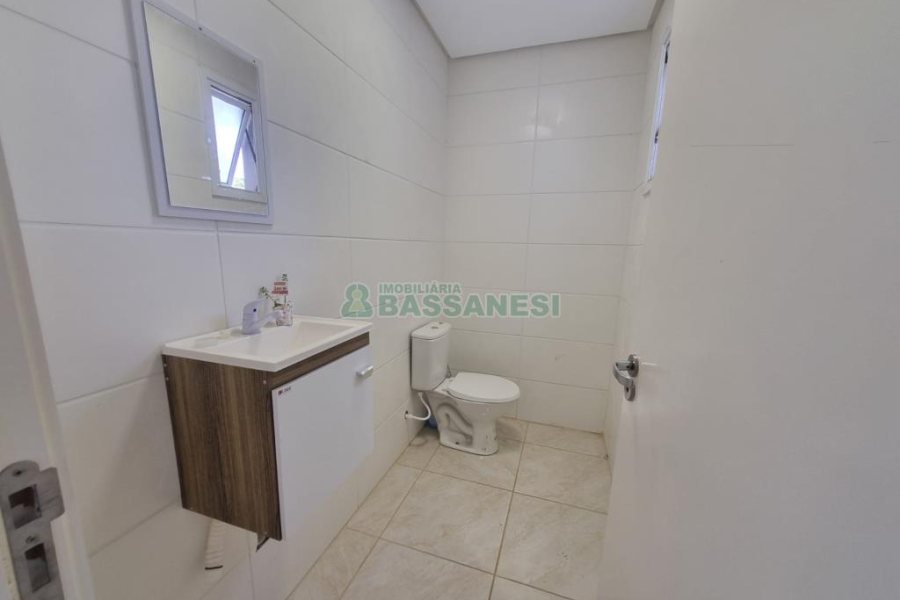 Apartamento com 52m², 2 dormitórios, 1 vaga, no bairro Cidade Nova em Caxias do Sul para Alugar
