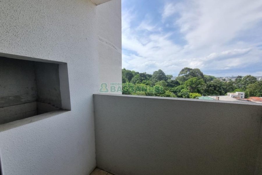 Apartamento com 52m², 2 dormitórios, 1 vaga, no bairro Cidade Nova em Caxias do Sul para Alugar