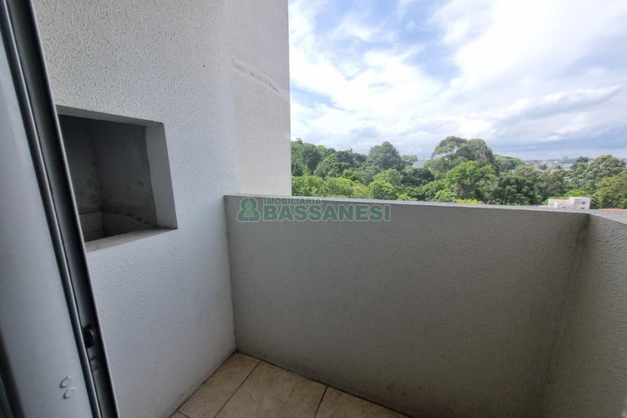 Apartamento com 52m², 2 dormitórios, 1 vaga, no bairro Cidade Nova em Caxias do Sul para Alugar