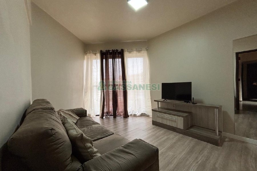 Apto Mobiliado com 85m², 3 dormitórios, no bairro Centro em Caxias do Sul para Alugar