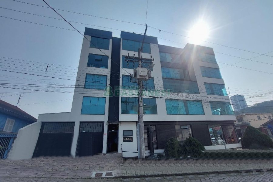 Loja com 60m², no bairro Cruzeiro em Caxias do Sul para Alugar