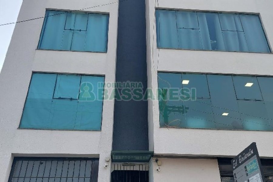 Loja com 60m², no bairro Cruzeiro em Caxias do Sul para Alugar