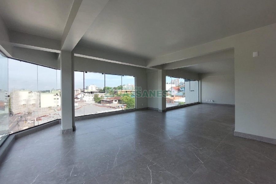 Sala com 60m², no bairro Cruzeiro em Caxias do Sul para Alugar