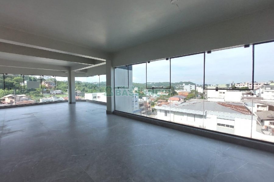 Sala com 60m², no bairro Cruzeiro em Caxias do Sul para Alugar