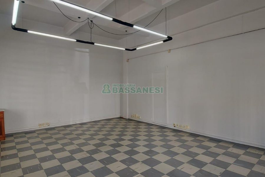 Loja com 50m², no bairro Centro em Caxias do Sul para Alugar