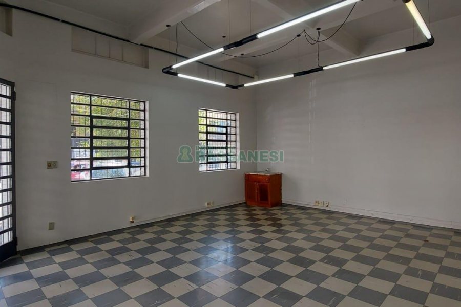 Loja com 50m², no bairro Centro em Caxias do Sul para Alugar