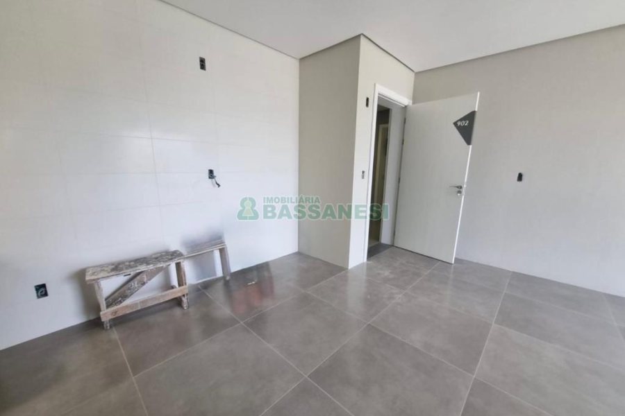 Apartamento com 45m², 1 dormitório, 2 vagas, no bairro Santa Catarina em Caxias do Sul para Alugar