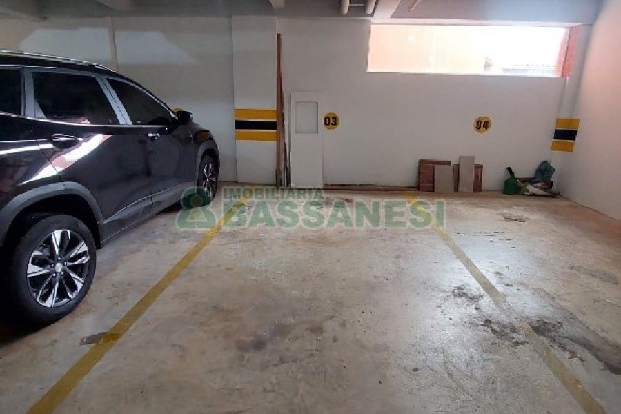 Apto Mobiliado com 64m², 2 dormitórios, 1 vaga, no bairro Vinhedos em Caxias do Sul para Alugar