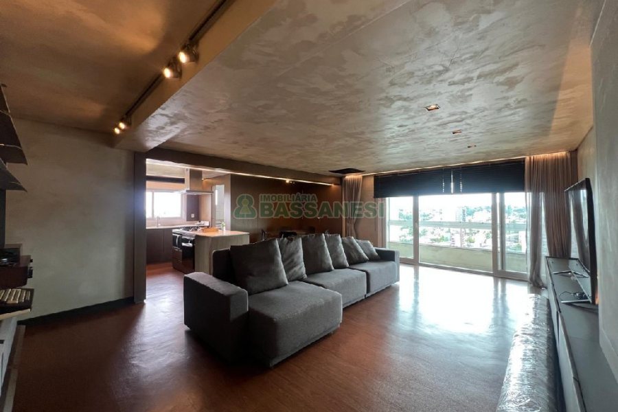 Apto Mobiliado com 145m², 3 dormitórios, 2 vagas, no bairro Panazzolo em Caxias do Sul para Alugar