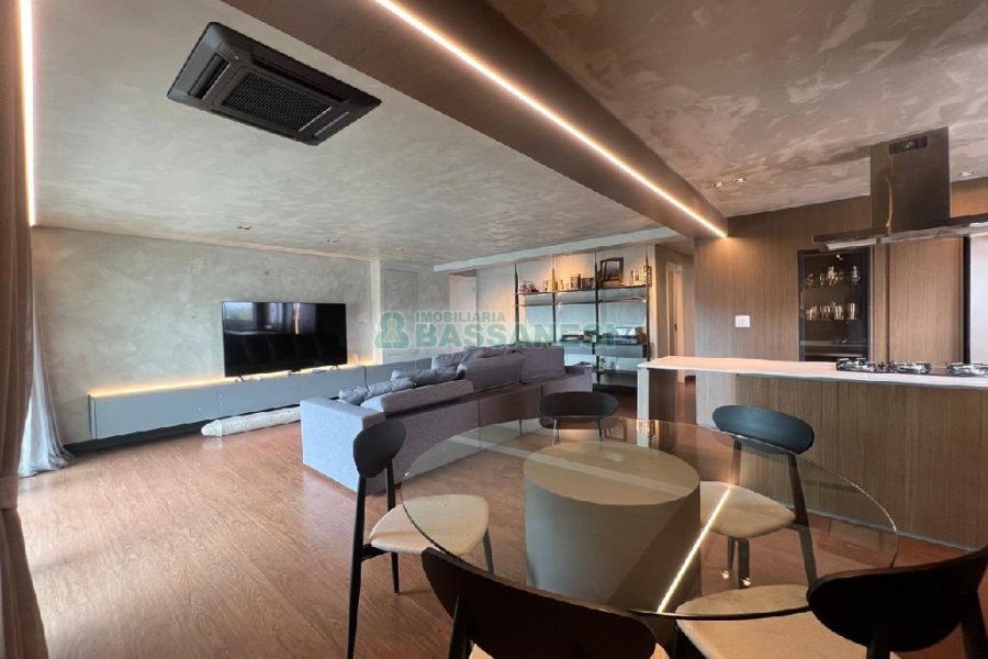 Apto Mobiliado com 145m², 3 dormitórios, 2 vagas, no bairro Panazzolo em Caxias do Sul para Alugar