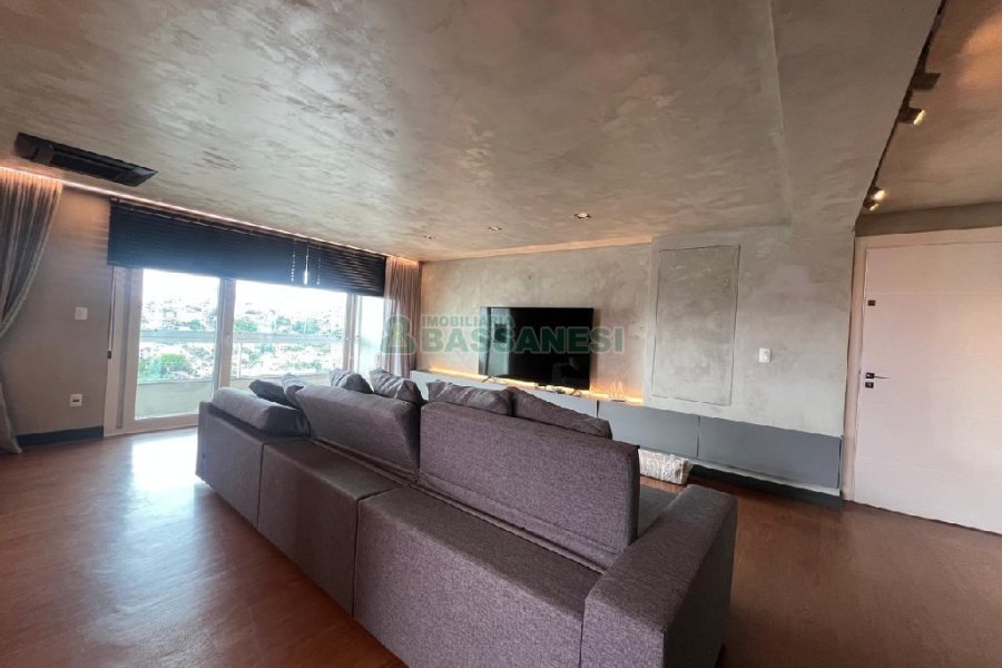 Apto Mobiliado com 145m², 3 dormitórios, 2 vagas, no bairro Panazzolo em Caxias do Sul para Alugar