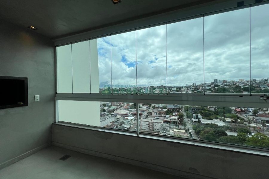 Apto Mobiliado com 145m², 3 dormitórios, 2 vagas, no bairro Panazzolo em Caxias do Sul para Alugar