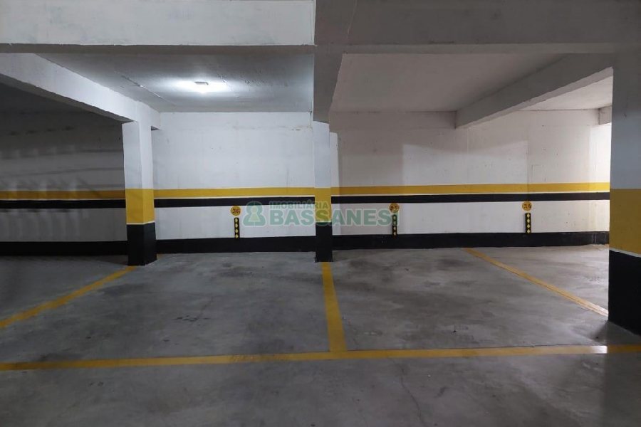 Apto Mobiliado com 145m², 4 dormitórios, 2 vagas, no bairro Panazzolo em Caxias do Sul para Alugar