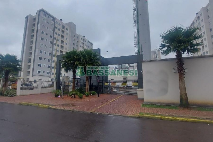 Apartamento com 49m², 2 dormitórios, 1 vaga, no bairro Panazzolo em Caxias do Sul para Alugar