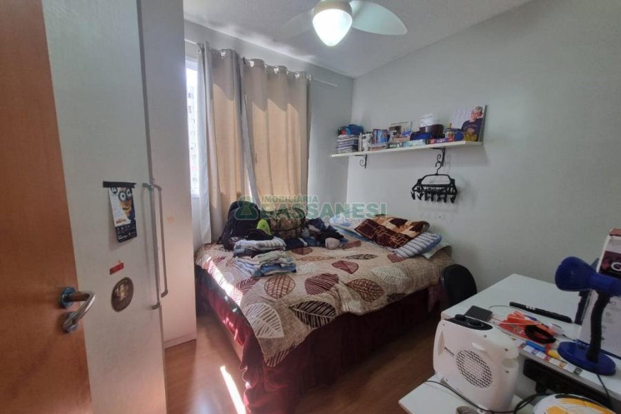 Apartamento com 49m², 2 dormitórios, 1 vaga, no bairro Panazzolo em Caxias do Sul para Alugar