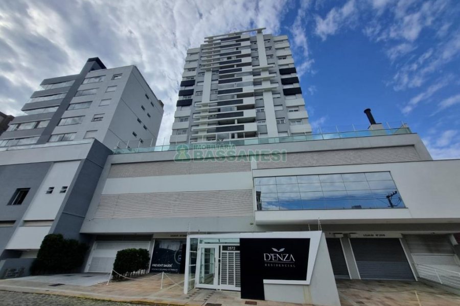 Apto Mobiliado com 79m², 2 dormitórios, 2 vagas, no bairro Panazzolo em Caxias do Sul para Alugar ou Comprar