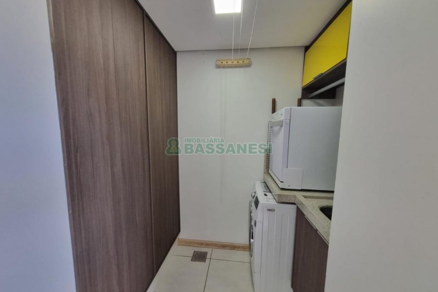 Apto Mobiliado com 79m², 2 dormitórios, 2 vagas, no bairro Panazzolo em Caxias do Sul para Alugar ou Comprar