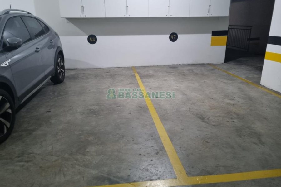 Apto Mobiliado com 79m², 2 dormitórios, 2 vagas, no bairro Panazzolo em Caxias do Sul para Alugar ou Comprar
