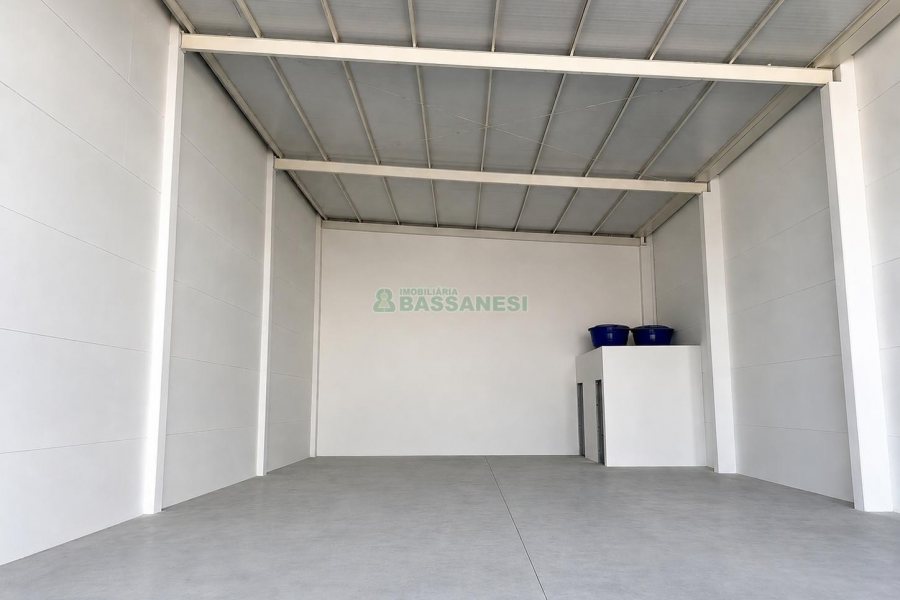 Loja com 250m², no bairro Santa Catarina em Caxias do Sul para Alugar