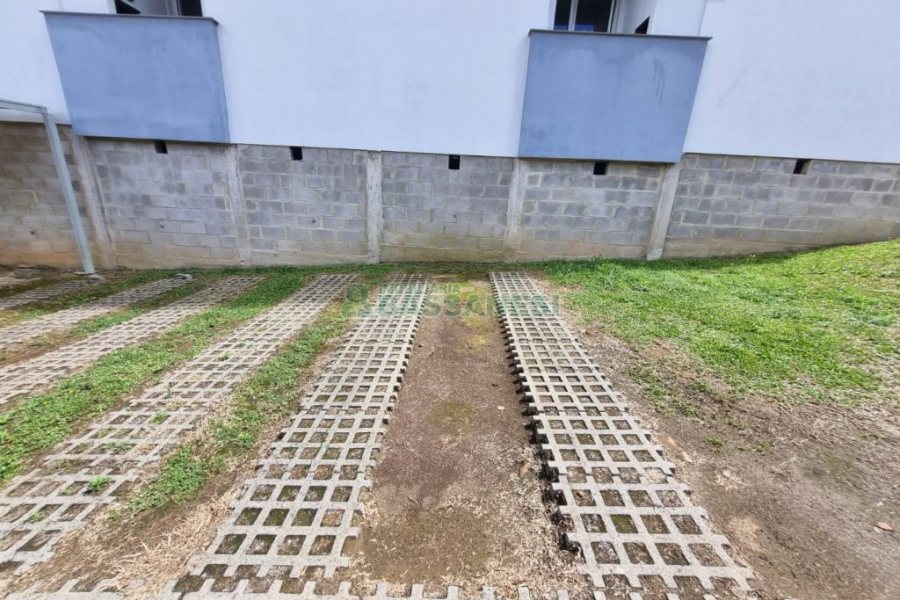 Apartamento com 48m², 2 dormitórios, -1 vaga, no bairro Industrial em Caxias do Sul para Alugar