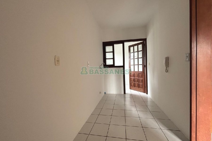 Apto Mobiliado com 220m², 3 dormitórios, 2 vagas, no bairro Medianeira em Caxias do Sul para Alugar