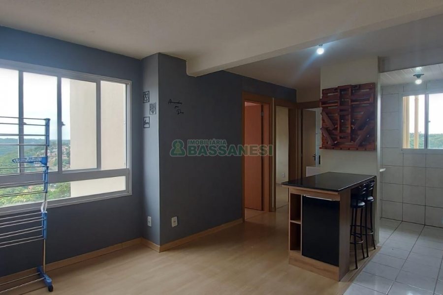 Apartamento com 44m², 2 dormitórios, 1 vaga, no bairro Nossa Senhora das Graças em Caxias do Sul para Alugar