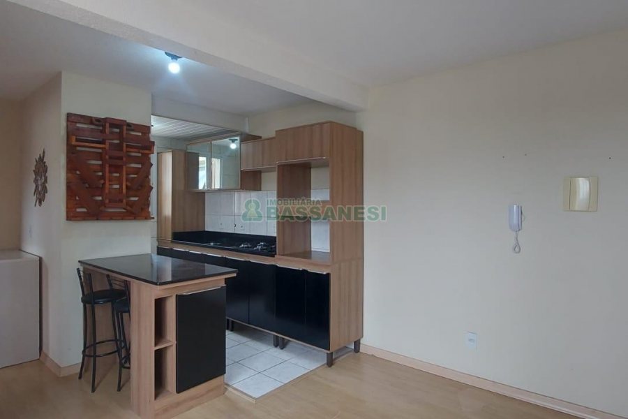 Apartamento com 44m², 2 dormitórios, 1 vaga, no bairro Nossa Senhora das Graças em Caxias do Sul para Alugar