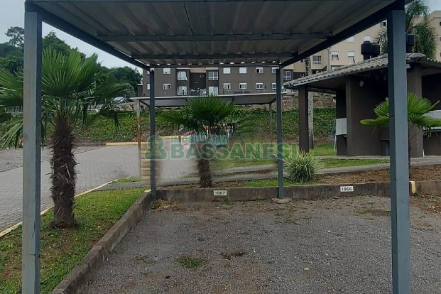 Apartamento com 44m², 2 dormitórios, 1 vaga, no bairro Nossa Senhora das Graças em Caxias do Sul para Alugar