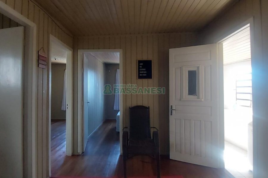 Casa com 172m², 1 vaga, no bairro Nossa Senhora de Fátima em Caxias do Sul para Comprar