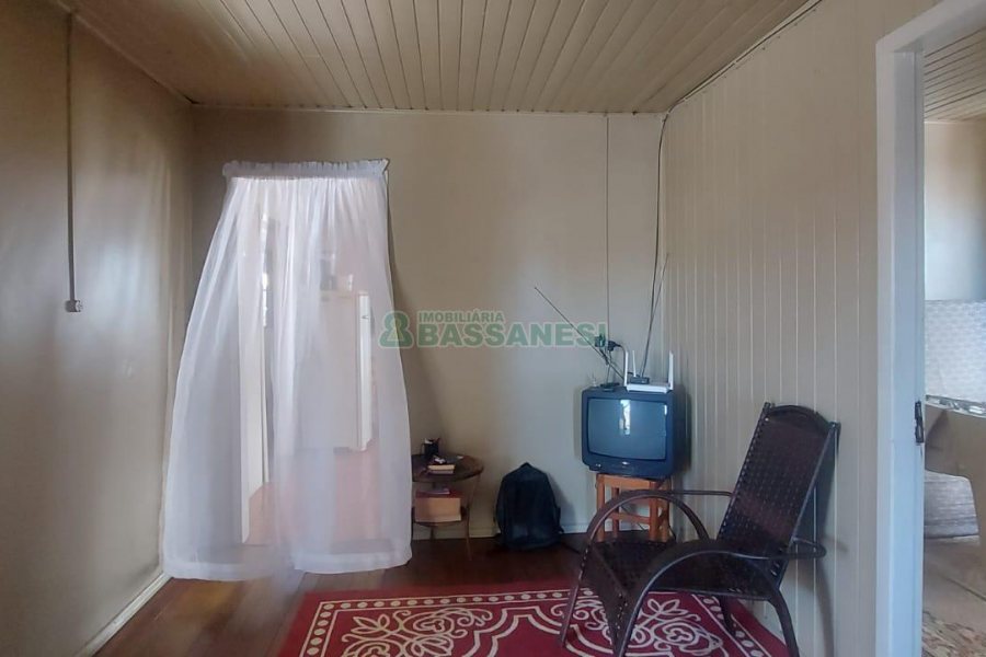 Casa com 172m², 1 vaga, no bairro Nossa Senhora de Fátima em Caxias do Sul para Comprar