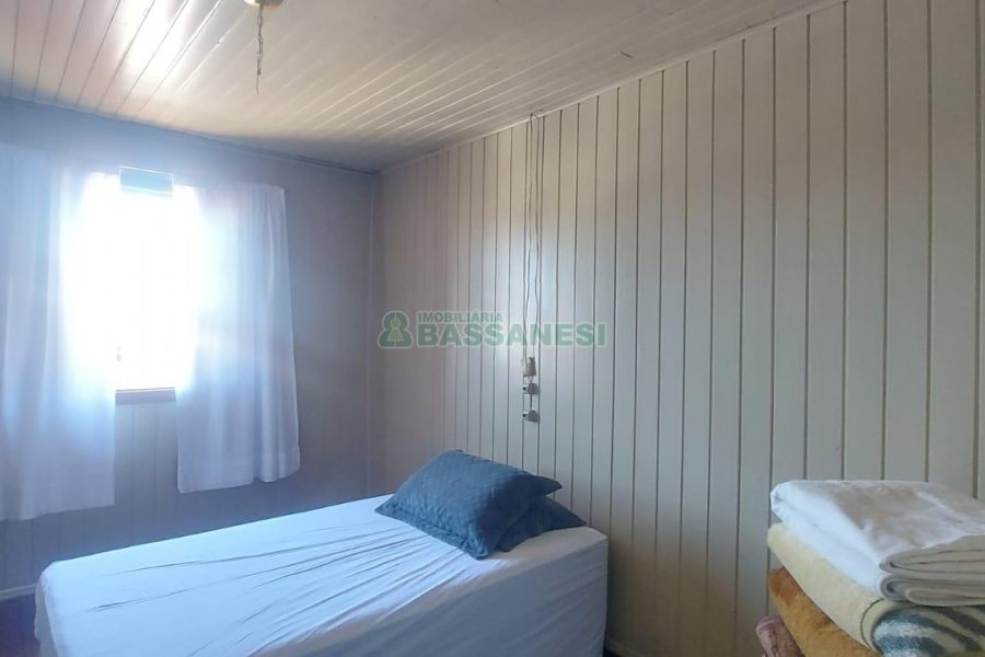 Casa com 172m², 1 vaga, no bairro Nossa Senhora de Fátima em Caxias do Sul para Comprar