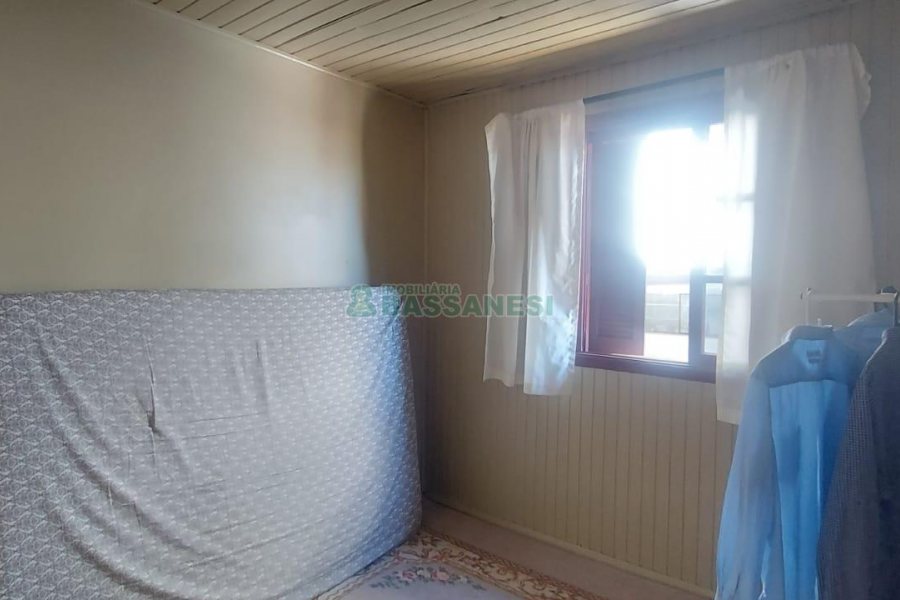 Casa com 172m², 1 vaga, no bairro Nossa Senhora de Fátima em Caxias do Sul para Comprar