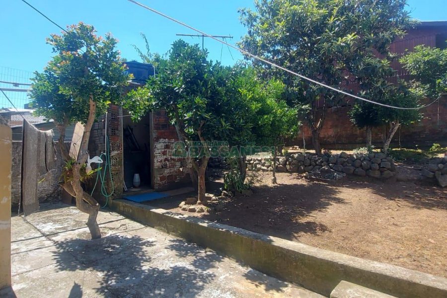 Casa com 172m², 1 vaga, no bairro Nossa Senhora de Fátima em Caxias do Sul para Comprar