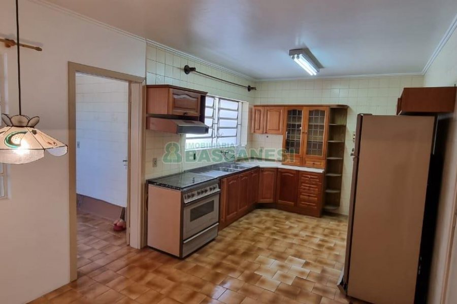 Apartamento com 88m², 2 dormitórios, 1 vaga, no bairro Madureira em Caxias do Sul para Comprar