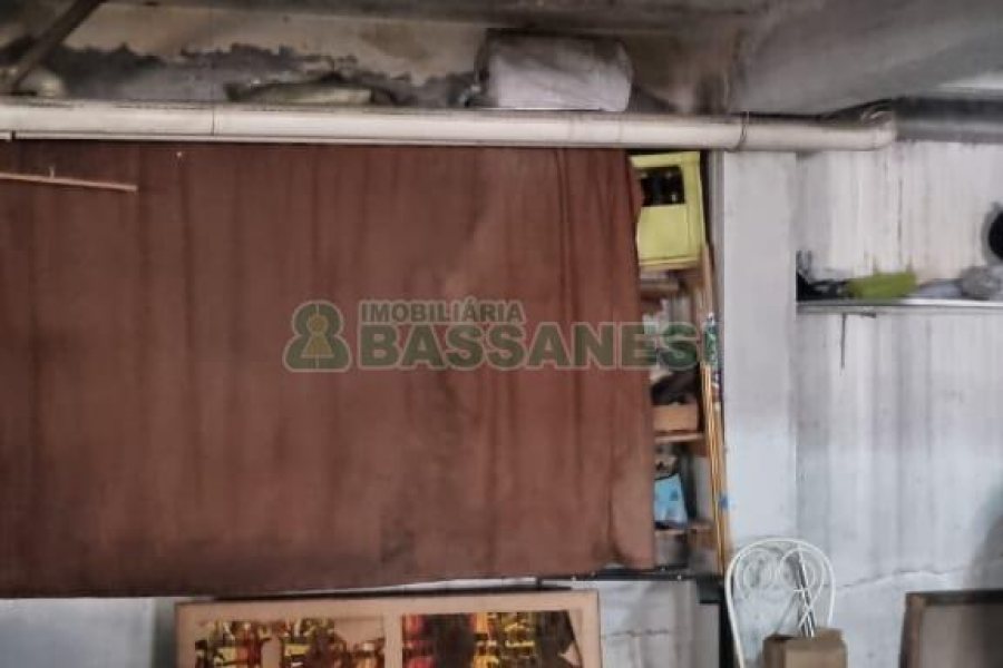 Apartamento com 88m², 2 dormitórios, 1 vaga, no bairro Madureira em Caxias do Sul para Comprar