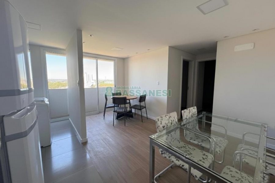 Apartamento com 58m², 2 dormitórios, 1 vaga, no bairro Sanvitto em Caxias do Sul para Alugar