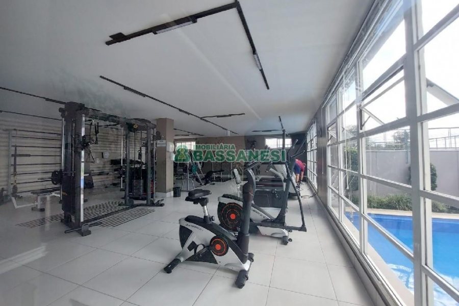 Apto Mobiliado com 102m², 3 dormitórios, 2 vagas, no bairro Universitário em Caxias do Sul para Alugar