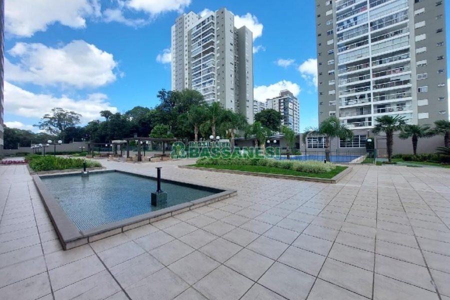 Apto Mobiliado com 102m², 3 dormitórios, 2 vagas, no bairro Universitário em Caxias do Sul para Alugar