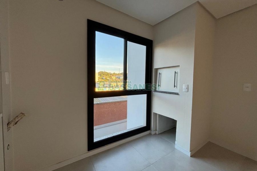 Apartamento com 62m², 2 dormitórios, 1 vaga, no bairro São Luiz em Caxias do Sul para Alugar